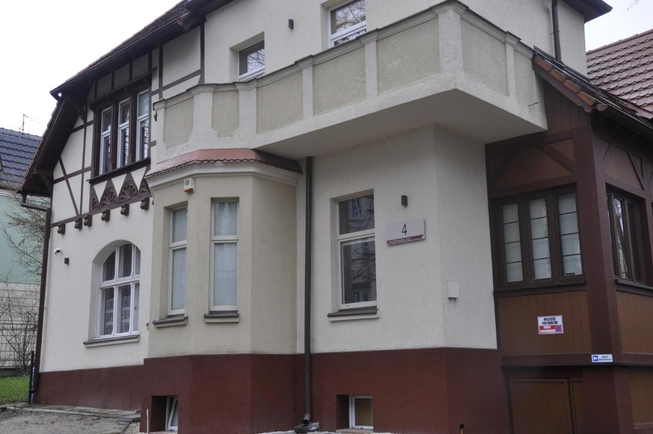 Pokoje Na Wynajem Danzica Esterno foto